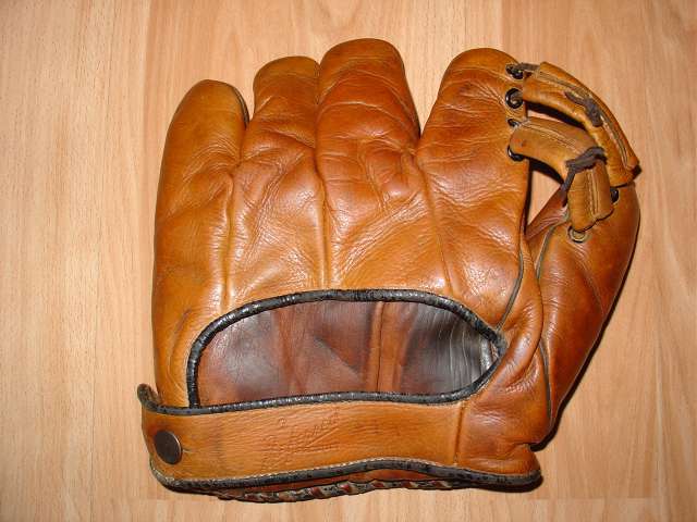 Floyd Young Goldsmith G20 Back